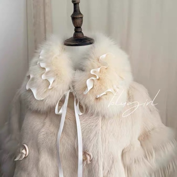 NEW Blumarine Blugirl Fox fur ribbon scarf - Picture 2 of 2